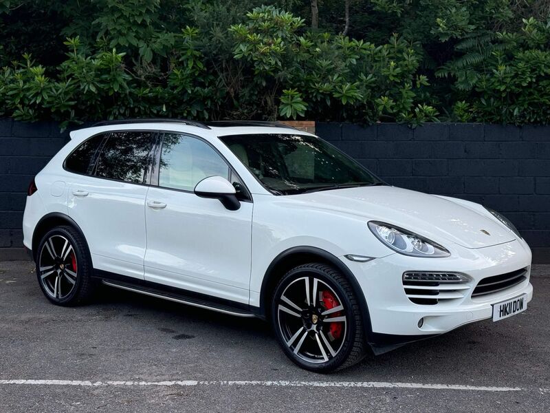 PORSCHE CAYENNE