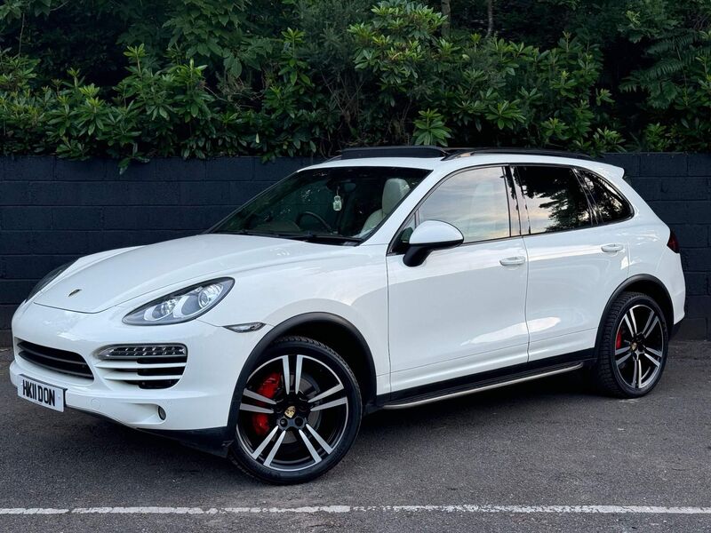 PORSCHE CAYENNE