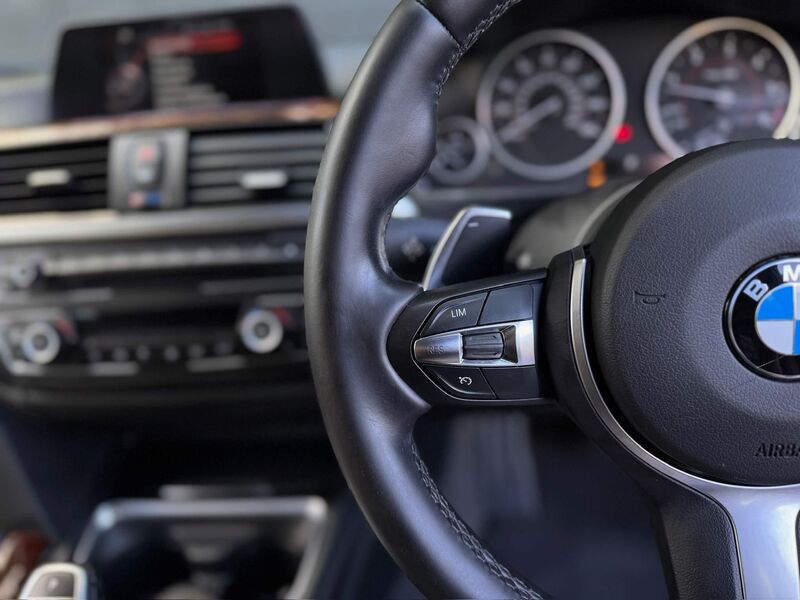 BMW 3 SERIES