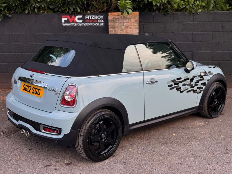MINI CONVERTIBLE