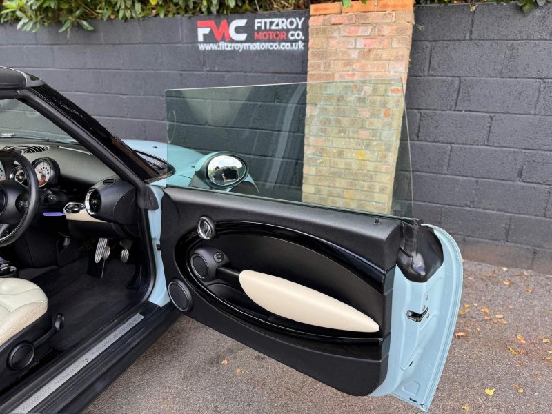 MINI CONVERTIBLE