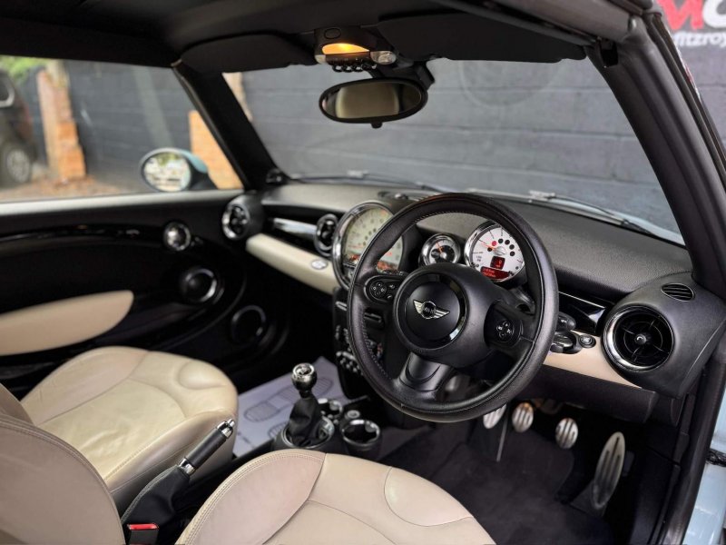 MINI CONVERTIBLE