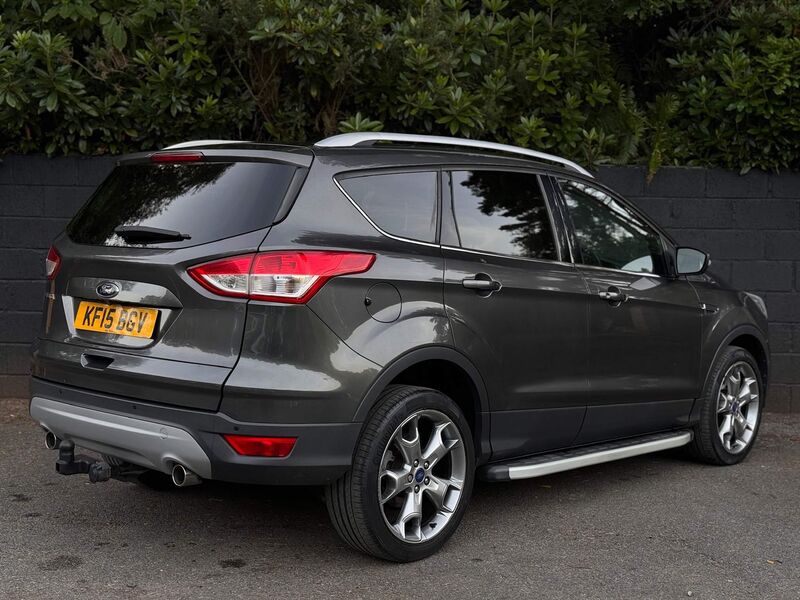 FORD KUGA