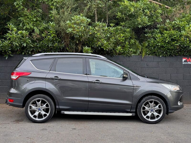 FORD KUGA