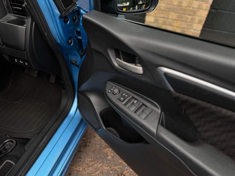 HONDA JAZZ