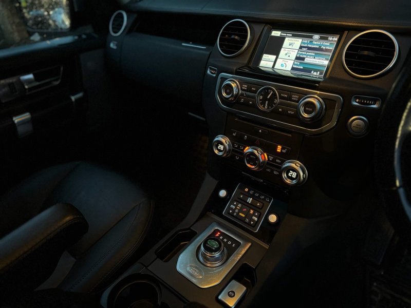 LAND ROVER DISCOVERY 4