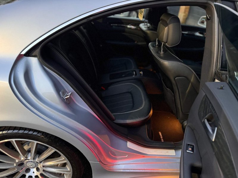 MERCEDES-BENZ CLS