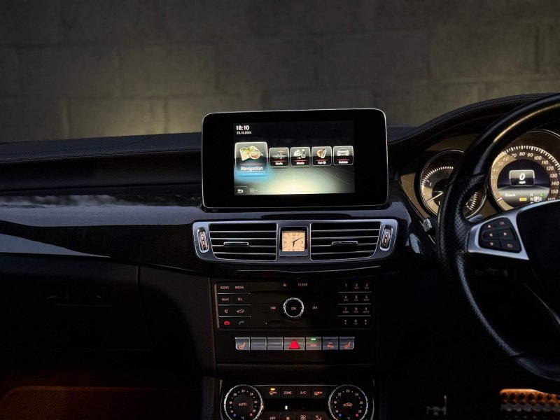 MERCEDES-BENZ CLS