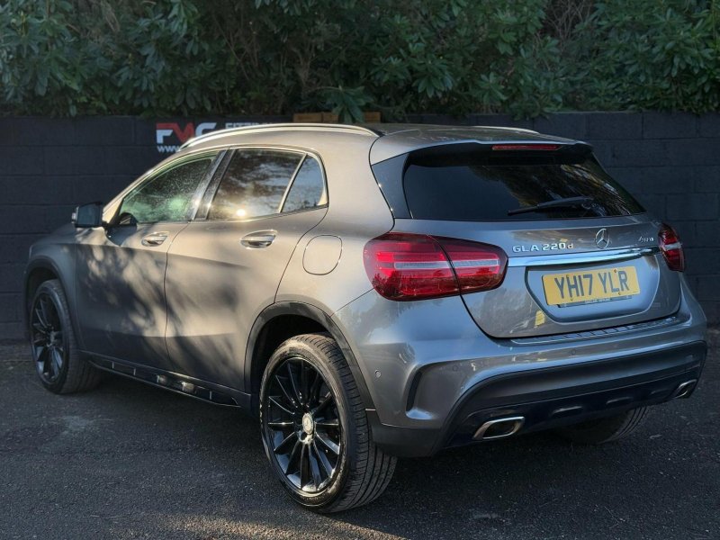 MERCEDES-BENZ GLA CLASS