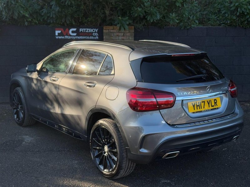 MERCEDES-BENZ GLA CLASS