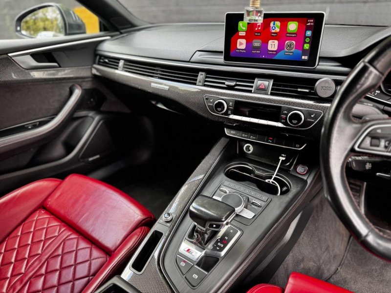 AUDI S5