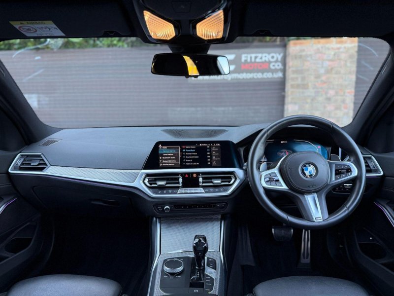 BMW 3 SERIES