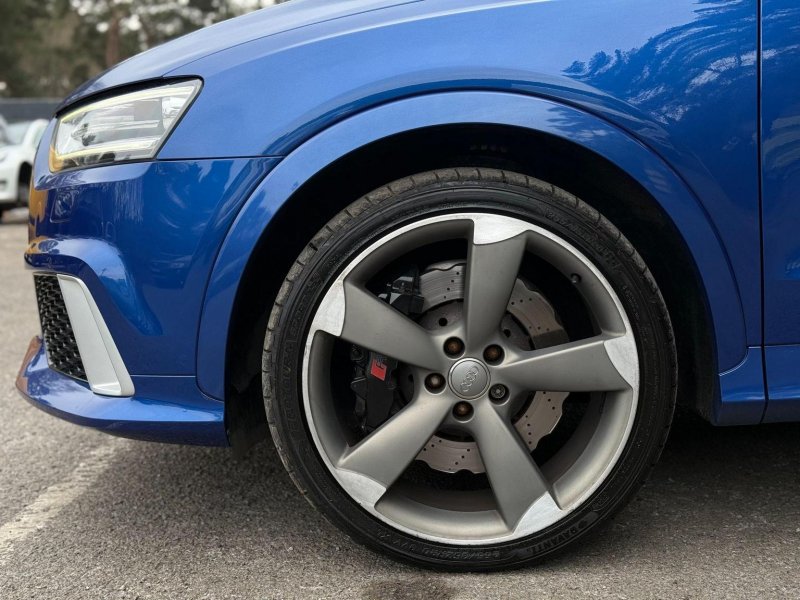 AUDI RS Q3