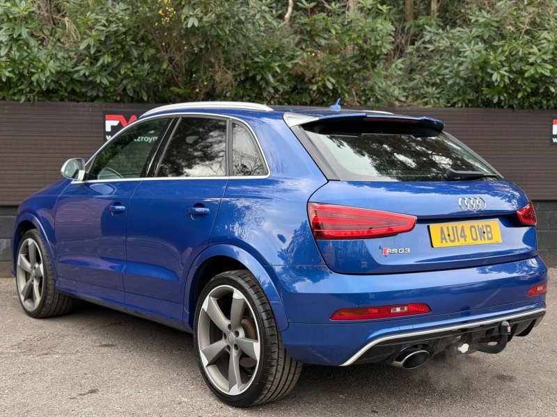 AUDI RS Q3