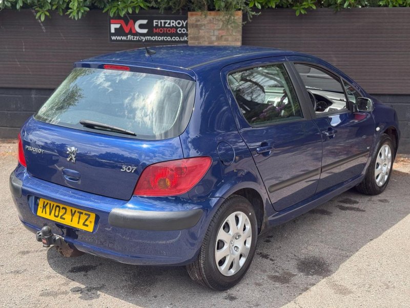 PEUGEOT 307